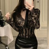 Vevesc V-neck Sexy Slim Black Lace Long-sleeved T-shirt Women 2024 Spring New Korean Fashion Hook Flower All Match Tops with Scarf