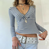 Vevesc Striped V Neck Crop Tops Women Vintage Long Sleeve Slim Fit Tees Y2K Aesthetic Grunge 00s Retro T-shirt Ladies Casual Clothes